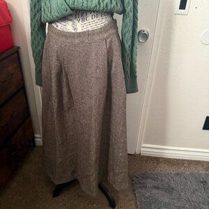 New Maxi Brown skirt